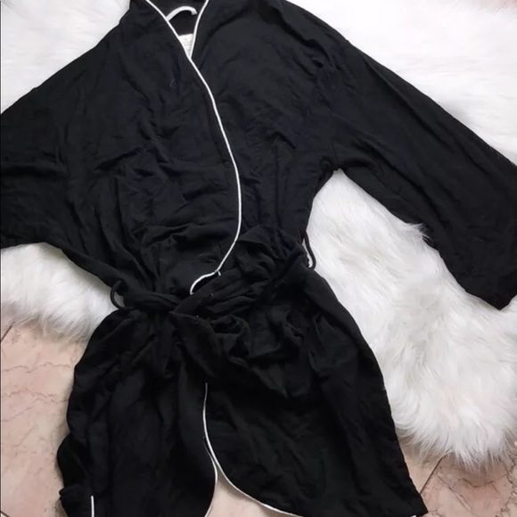 KATE SPADE CHIC ROBE - Picture 3 of 3